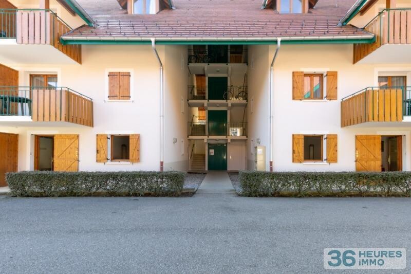 Studio en rez-de-chaussée