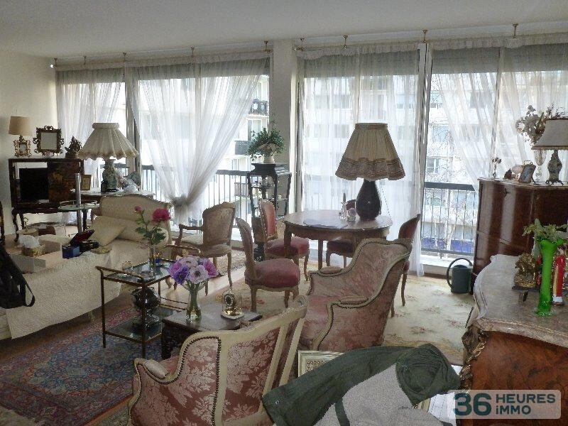 Appartement au 3è étage 82 m² avec ascenseur en bon état + box en sous-sol