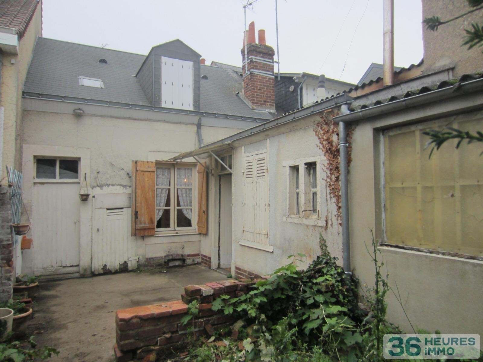 QUARTIER MURIERS MANCELLE A RENOVER