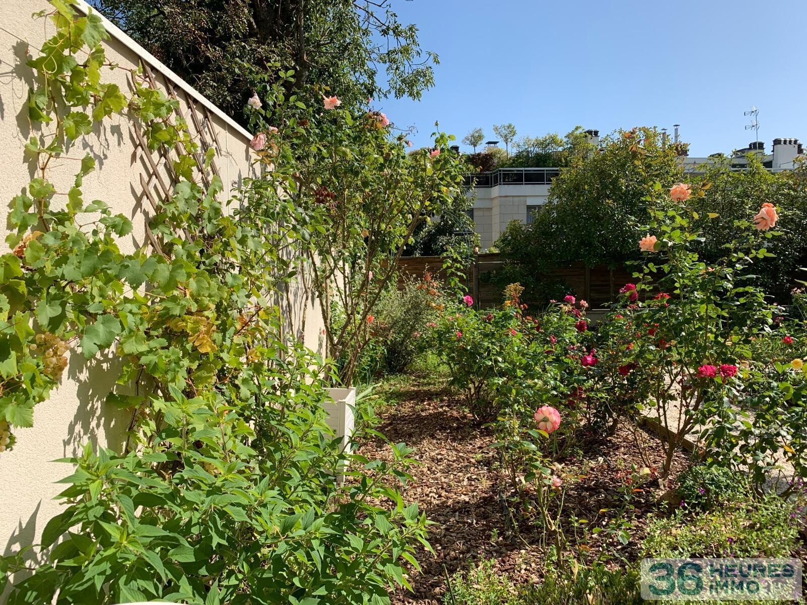 Appartement duplex avec jardin privatif