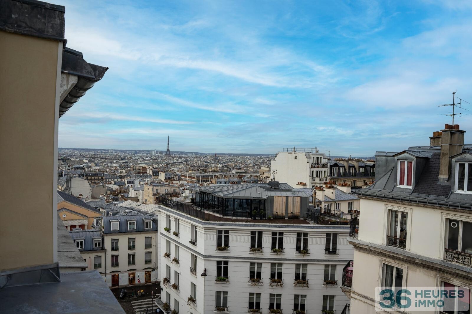 A VENDRE PARIS (18) APPARTEMENT 36m² ABBESSES - RUE RAVIGNAN