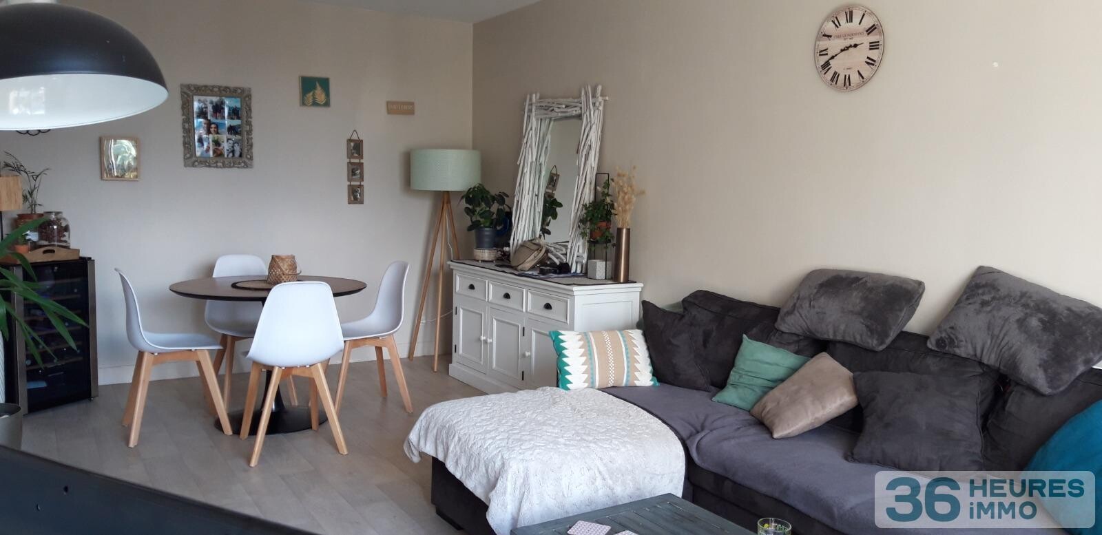 VILLARET - MAISON AVEC GARAGE ET JARDIN 