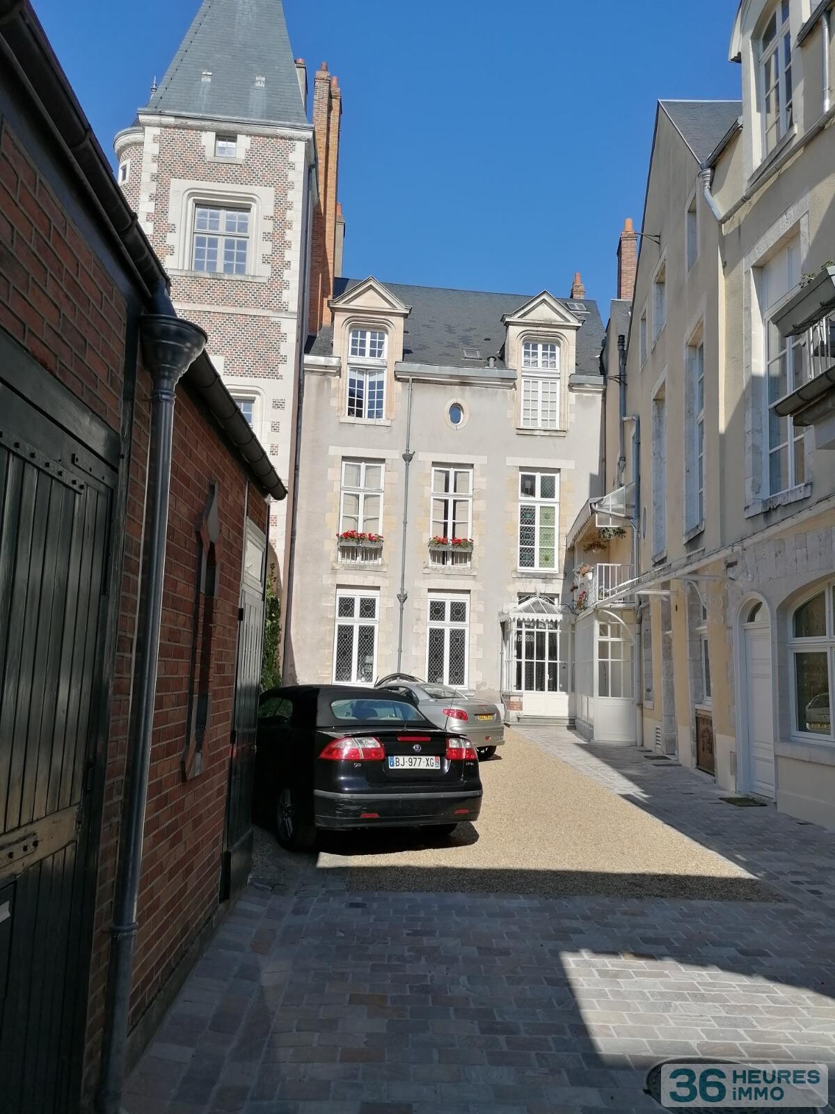 Appartement rénové dans immeuble ancien 