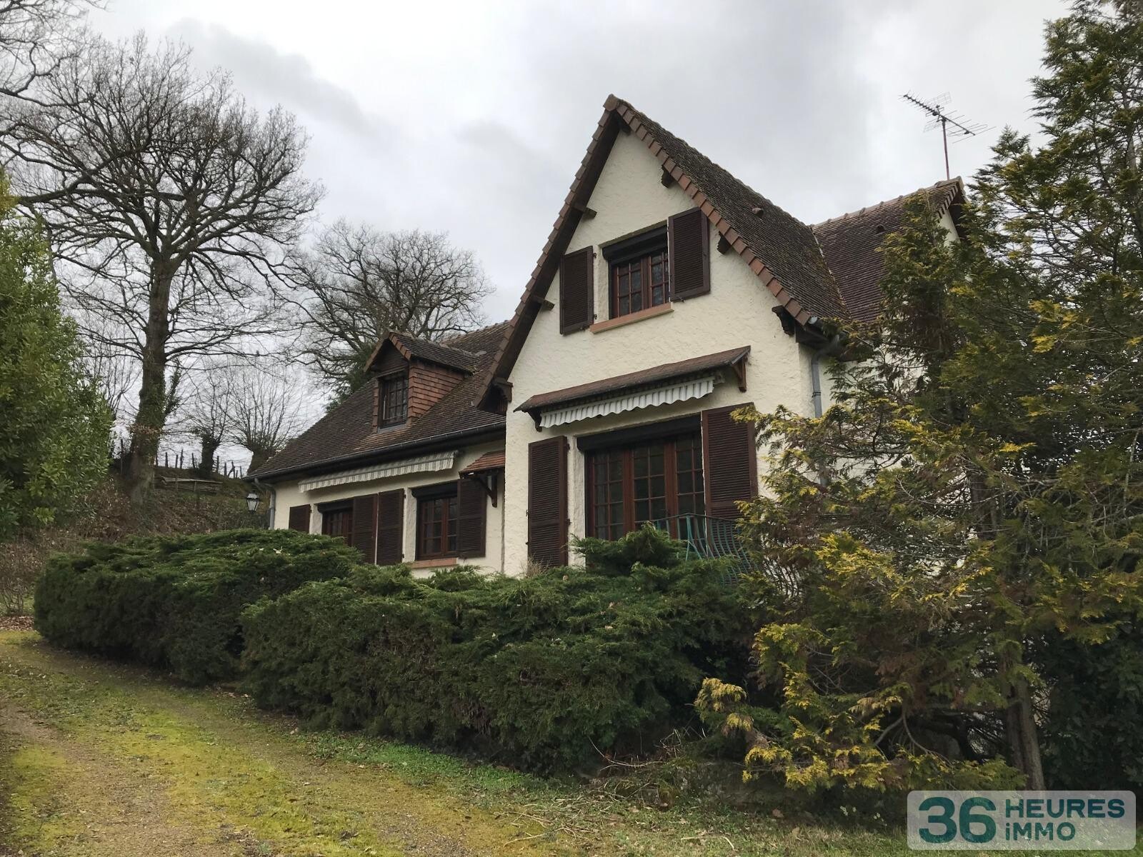 EN CAMPAGNE - TRES BEL ENVIRONNEMENT - PAVILLON SUR SOUS SOL TOTAL