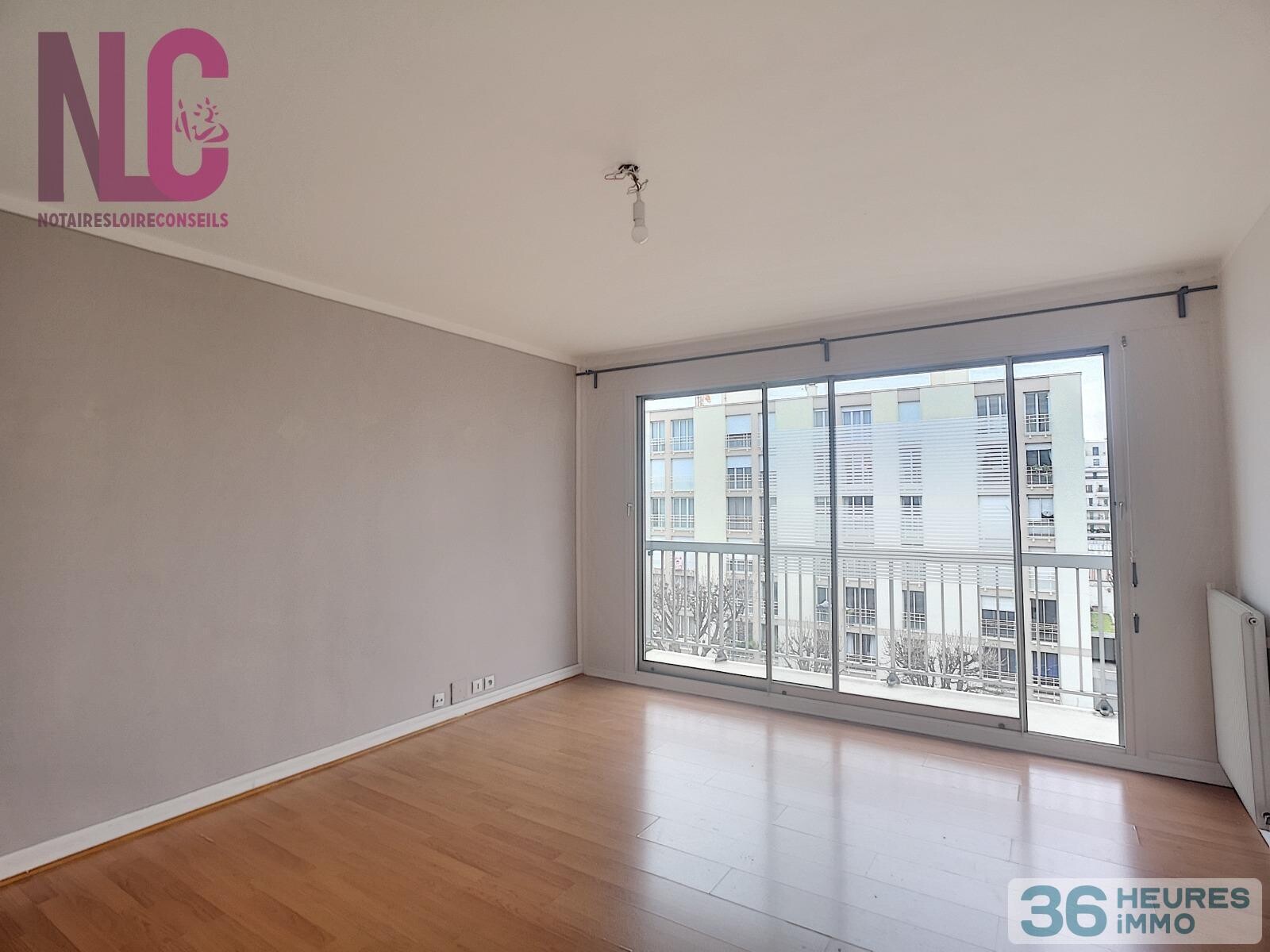 Appartement T2, deux balcons, cave et parking sous-terrain