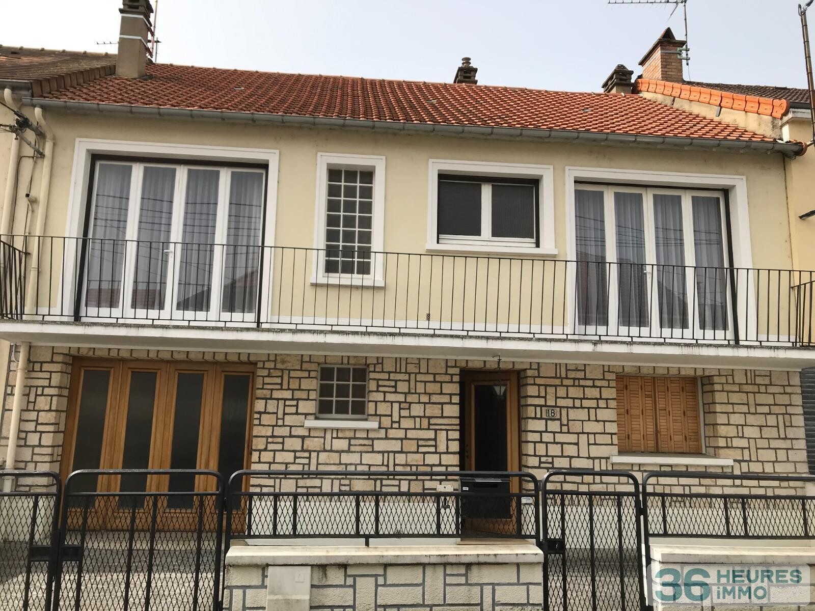 MAISON AVEC GARAGE ET JARDIN