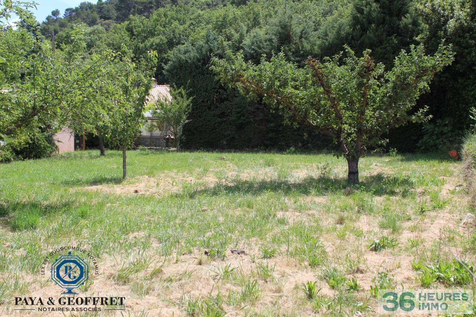 Terrain à bâtir de 569m²