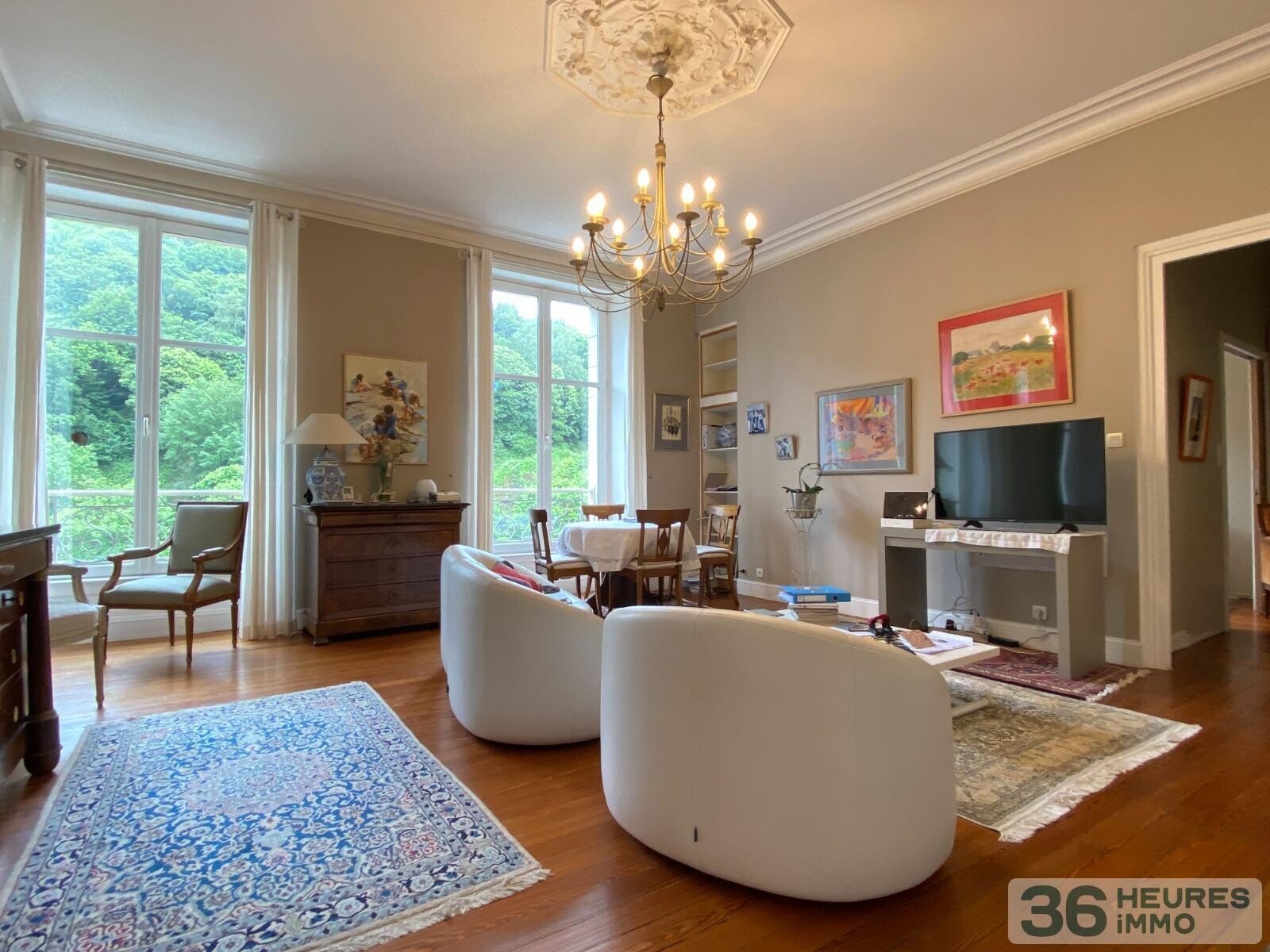 Bel appartement haussmannien avec vue imprenable sur quai de l'Odet