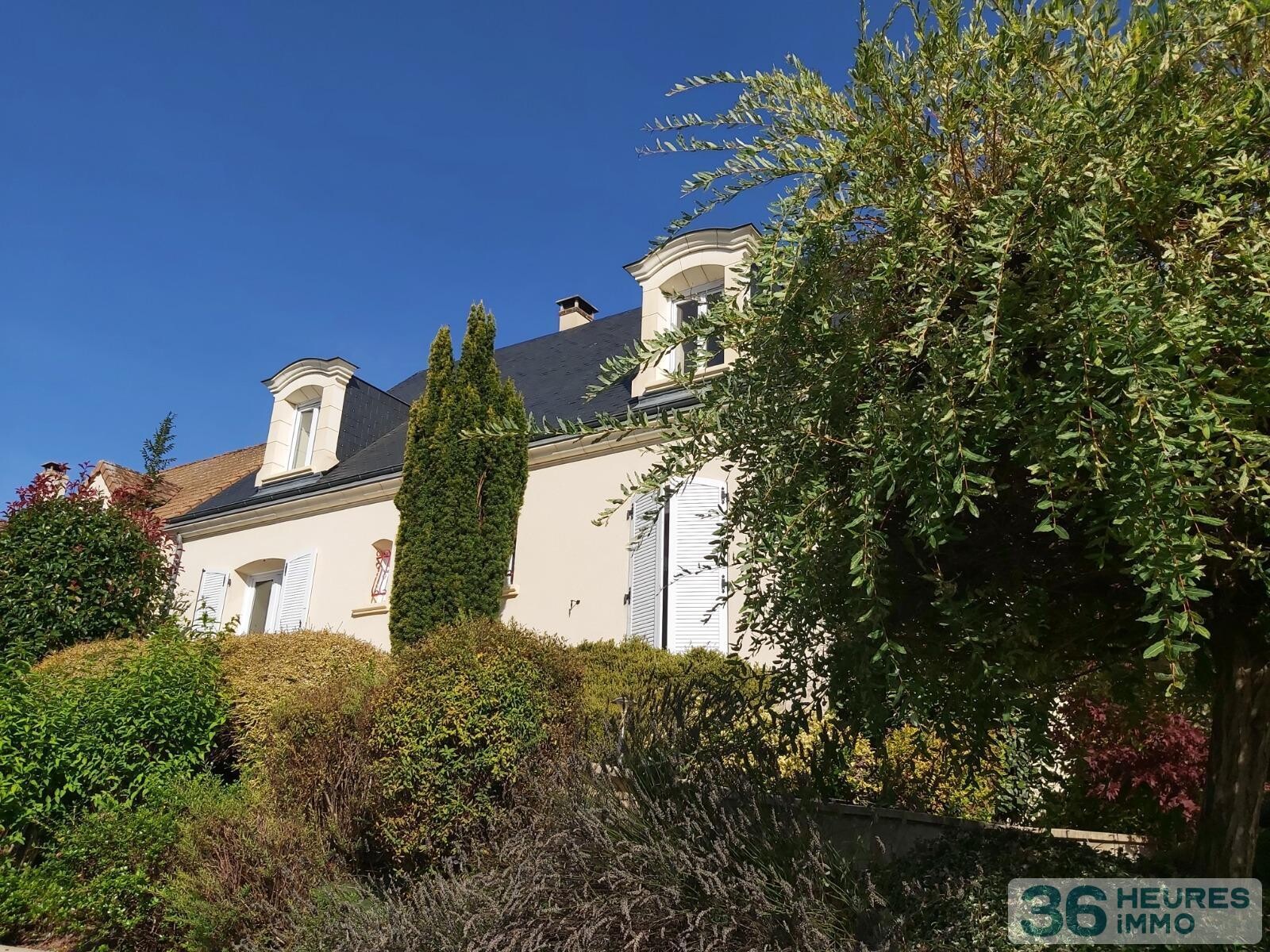 LA MILESSE - PAVILLON COSSU DANS CADRE VERDOYANT 