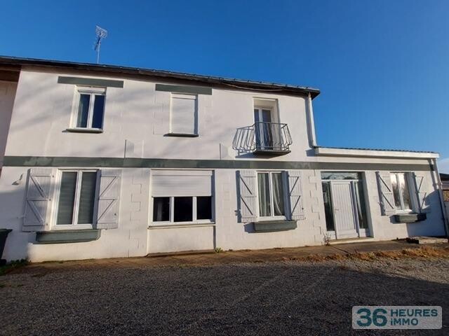 vaste maison de bourg