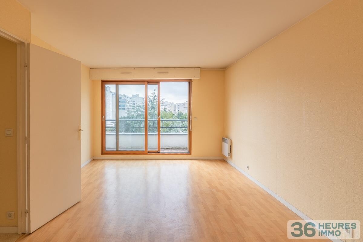 2 PIECES 48 m2 Kremlin-Bicetre