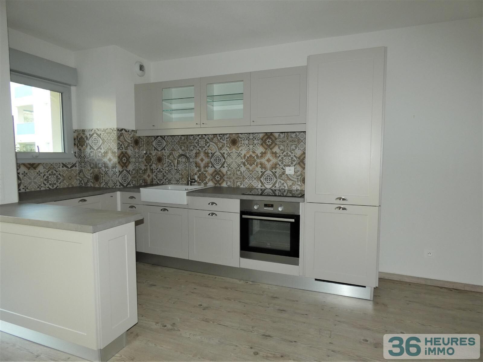 T3 dans résidence récente avec balcon et stationnement