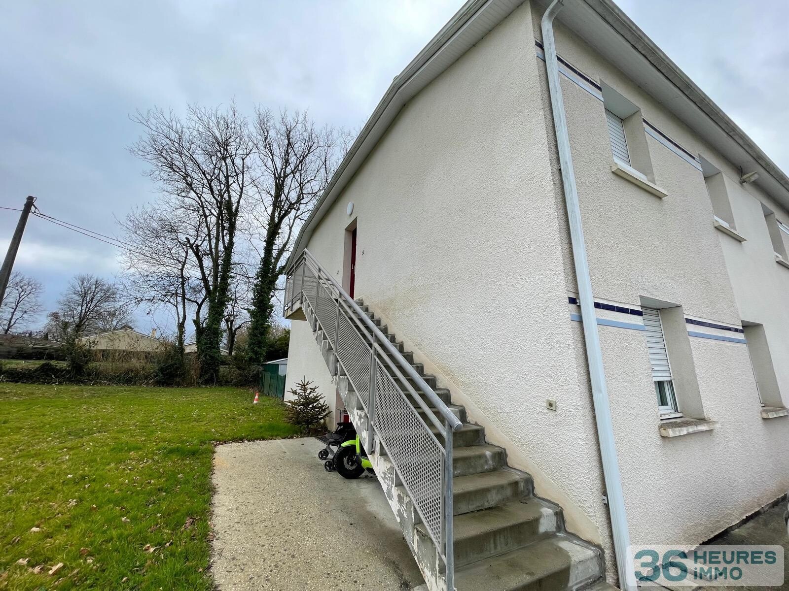 Appartement loué de type 3 avec 2 emplacements de parking