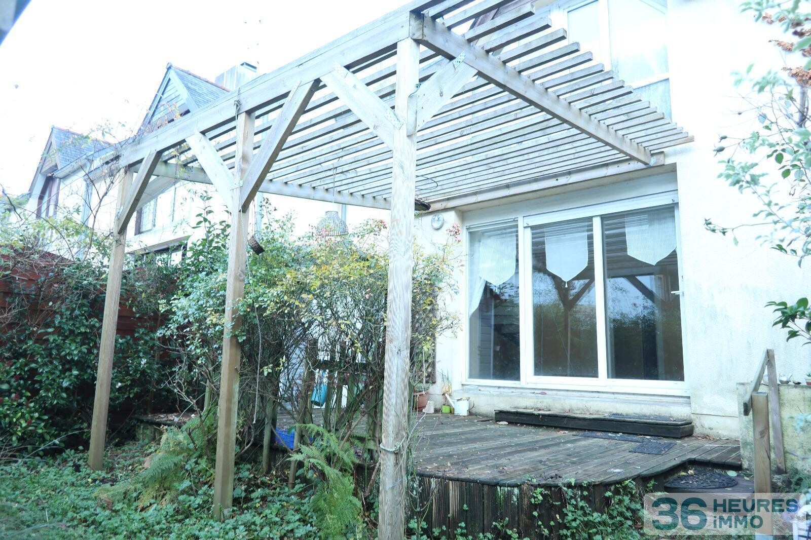 Maison  - quartier KERINOU - 
