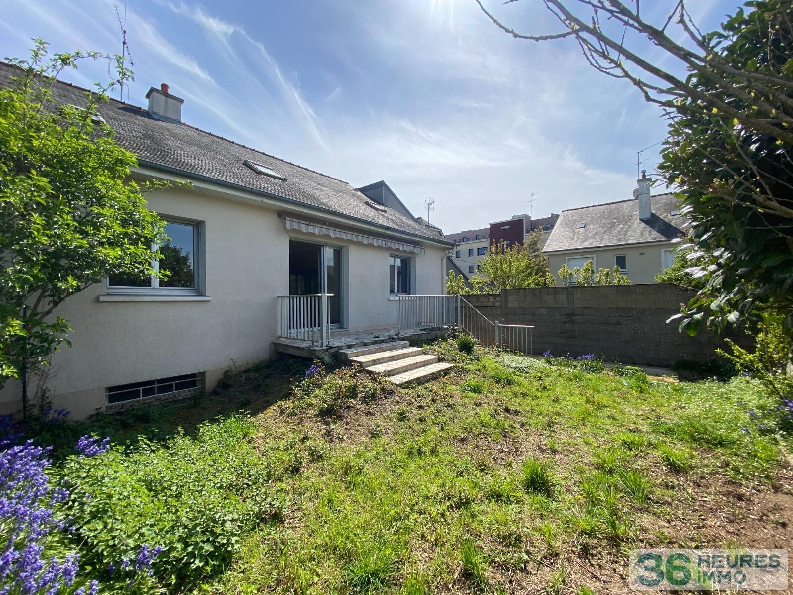 MAISON D'ARCHITECTE QUARTIER ST HELIER / LANDRY   JARDIN SUD OUEST