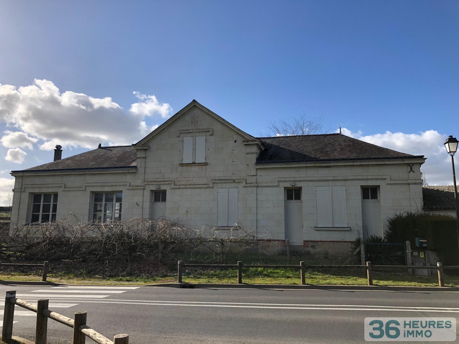 Ancienne école et habitation attenante