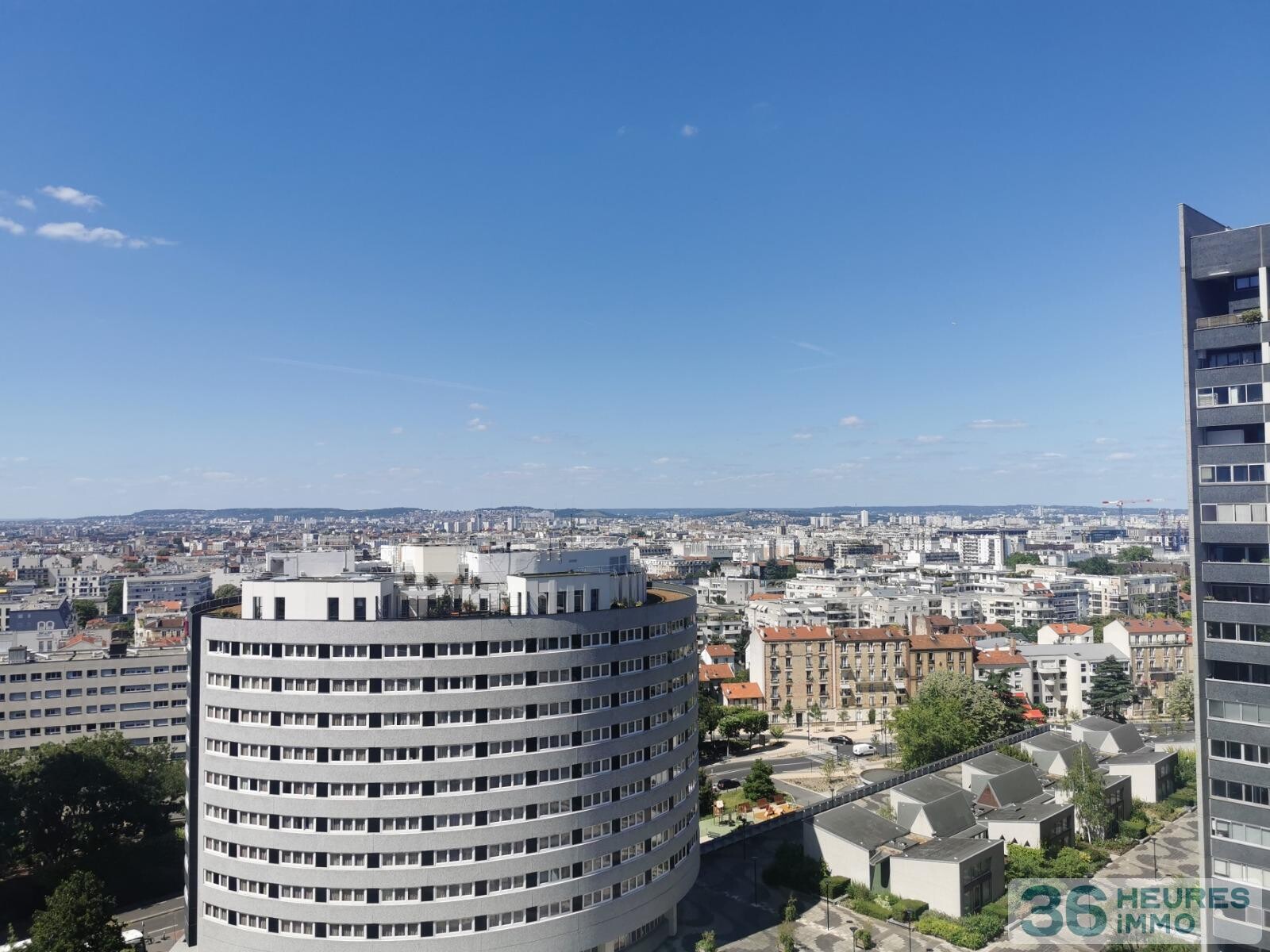 APPARTEMENT COURBEVOIE