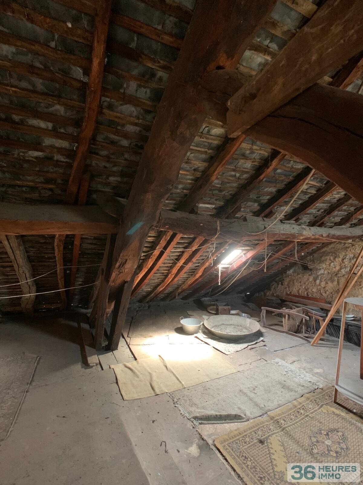Maison bourgeoise avec jardin et possibilité de stationnement - centre-ville de perigueux