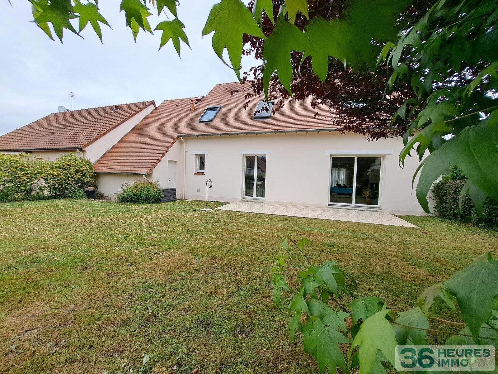 VILLARET - PLAIN-PIED - GARAGE ET JARDIN