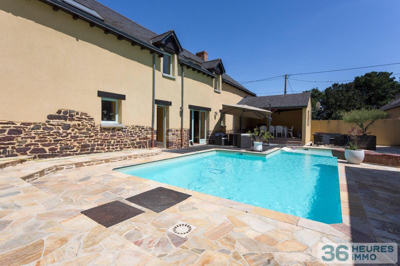 Longère rénovée avec piscine