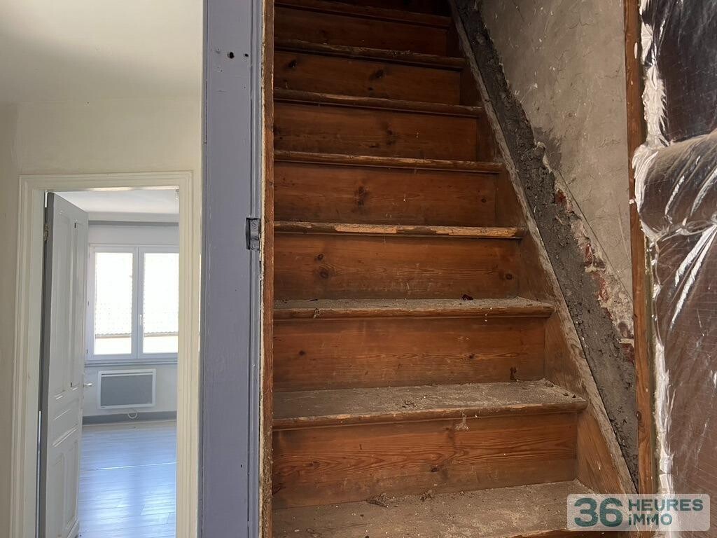 Choques maison t4 avec jardin garage et dependances 