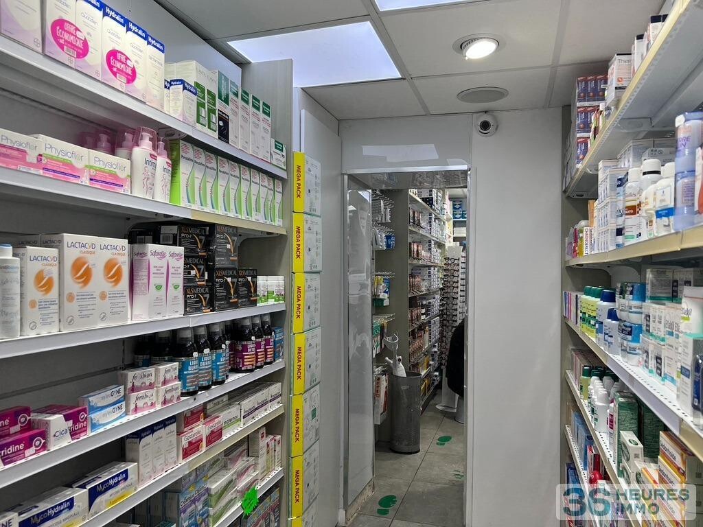 PHARMACIE PARISIENNE 