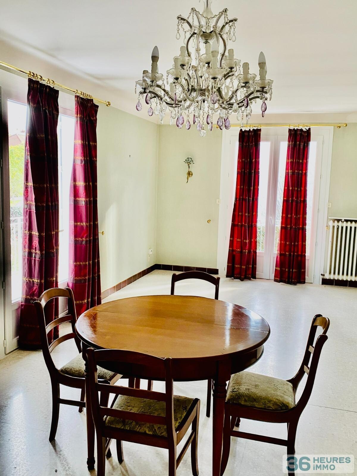 Maison 6 pièces - 105 m2 et 114 m2 d'annexes