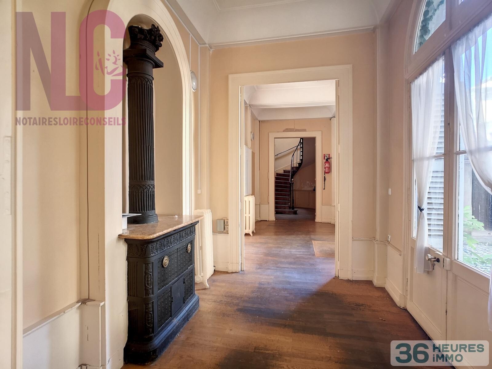 Maison/immeuble à aménager/diviser, place foire le roi