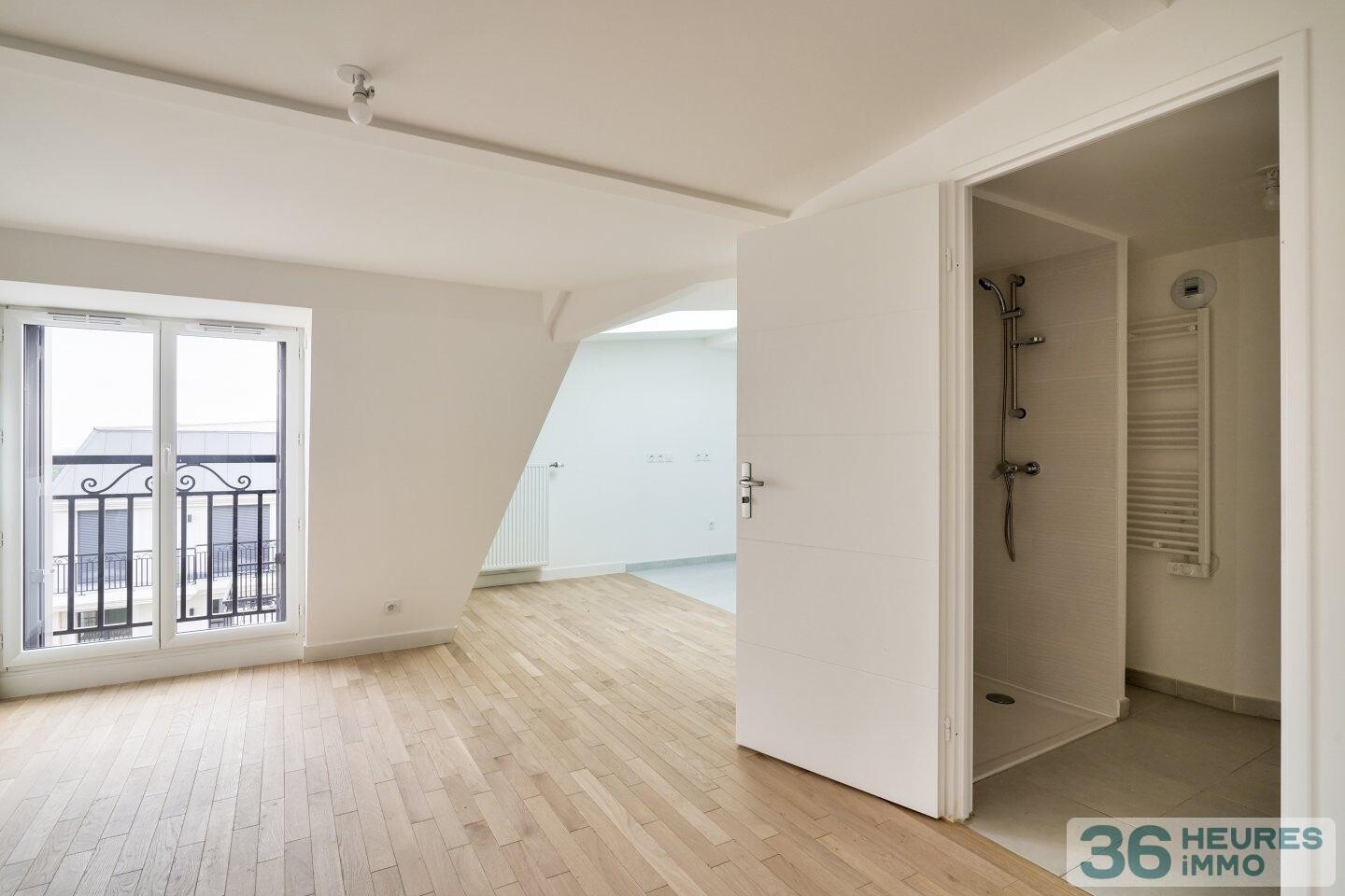 Appartement dernier étage Parking