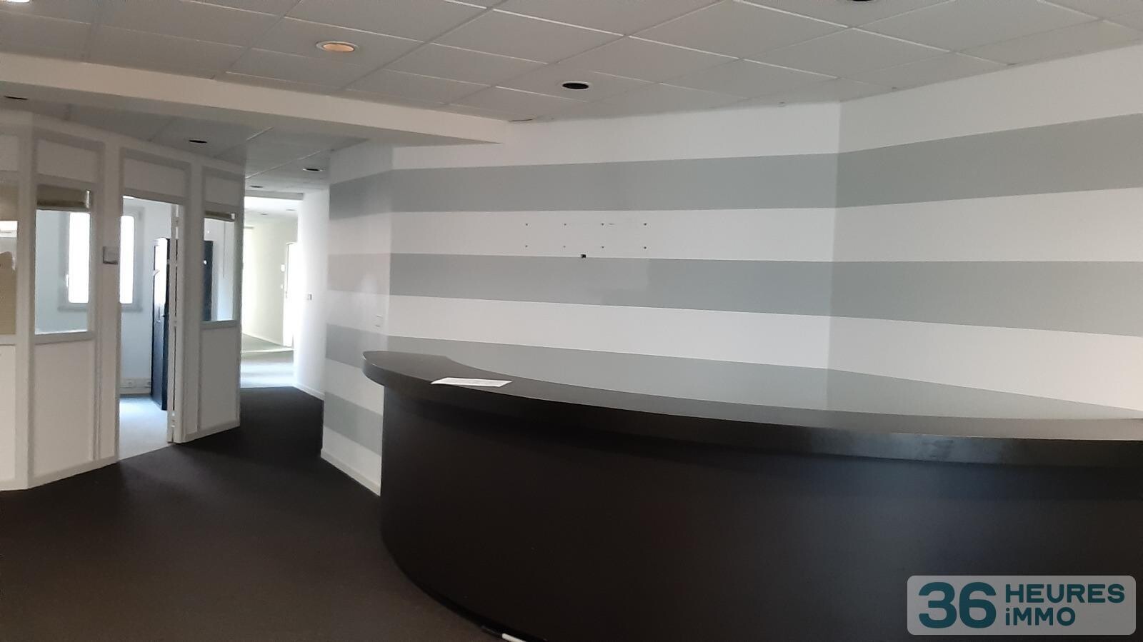 Local professionnel à usage de bureaux