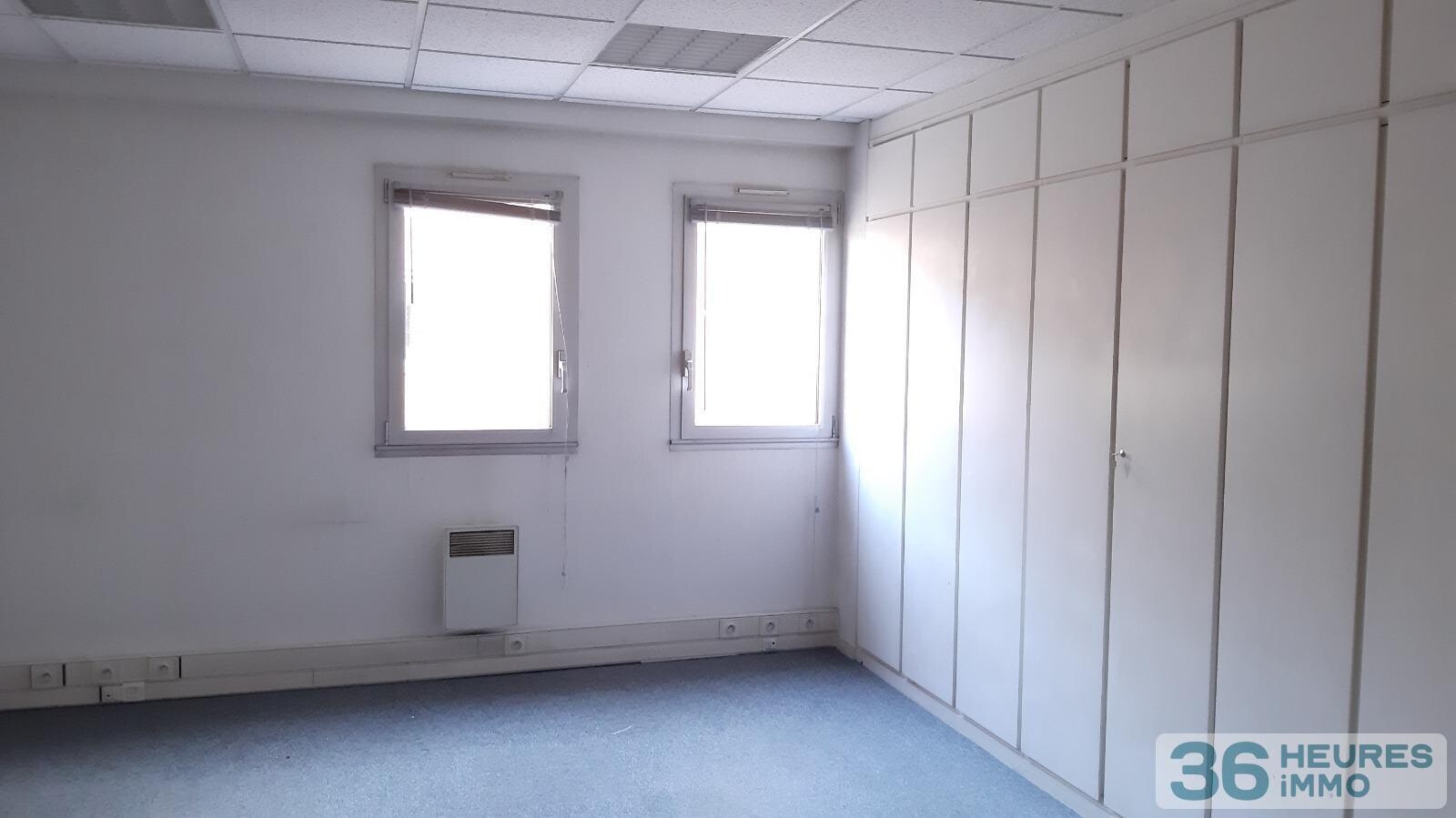 Local professionnel à usage de bureaux