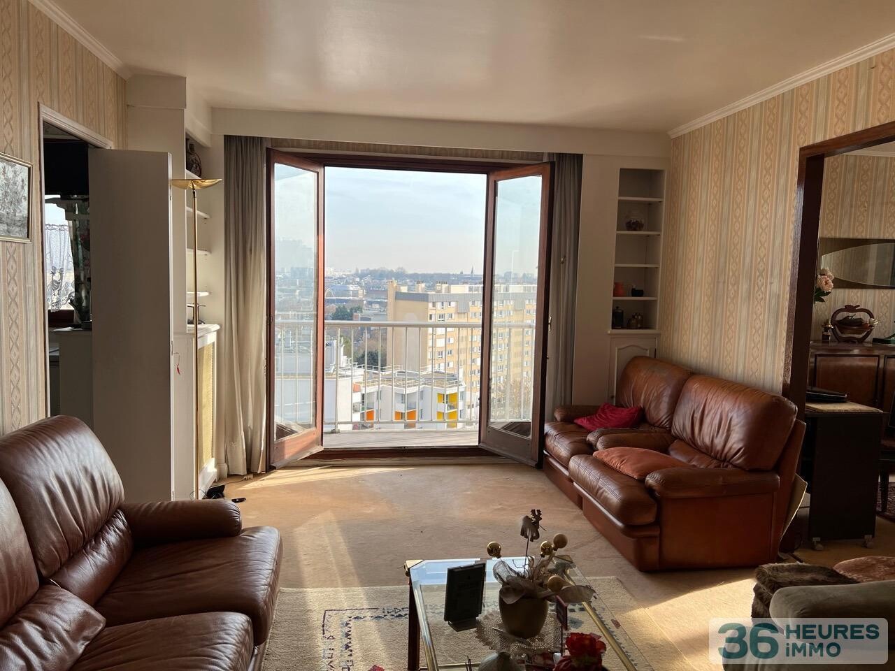 Appartement avec grand balcon 