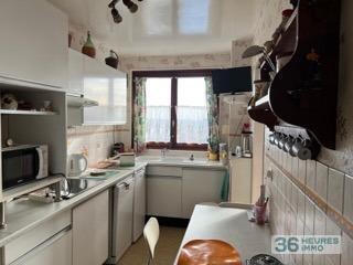 Appartement avec grand balcon 