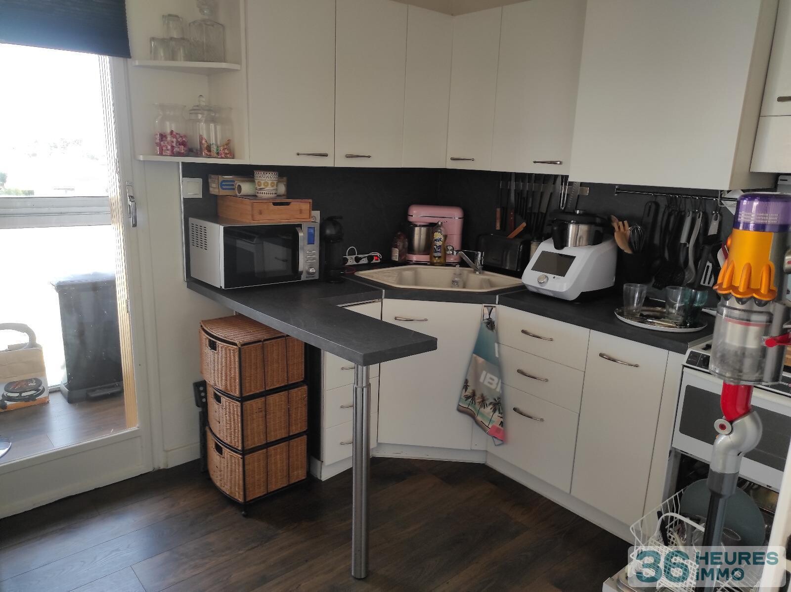 Appartement t3 5ème dernier étage avec ascenseur, vue dégagée