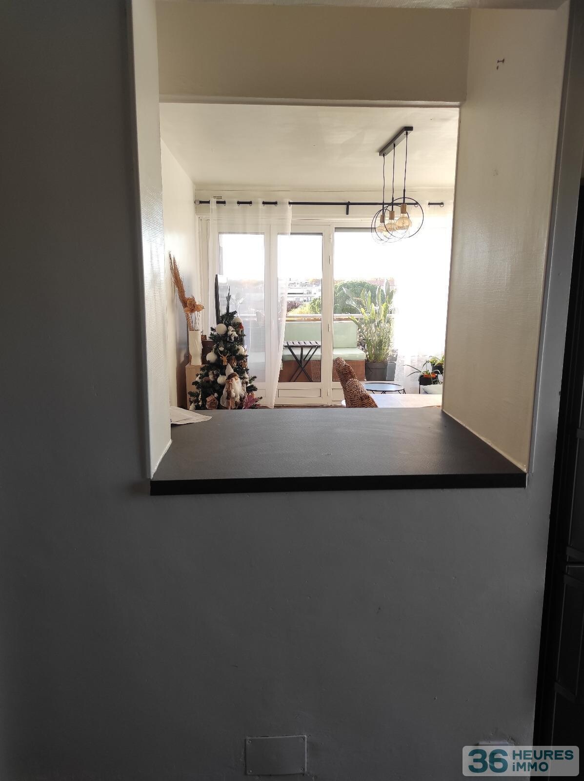 Appartement t3 5ème dernier étage avec ascenseur, vue dégagée