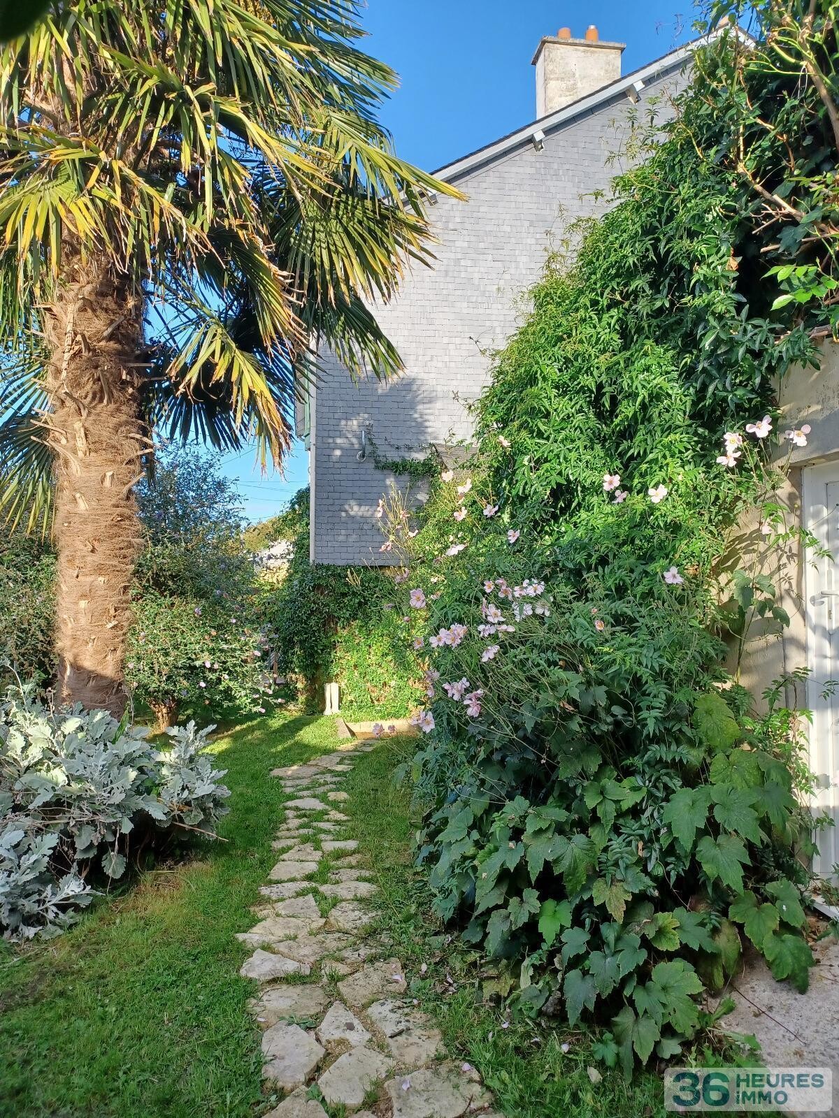 Maison des années 1910 avec jardinet