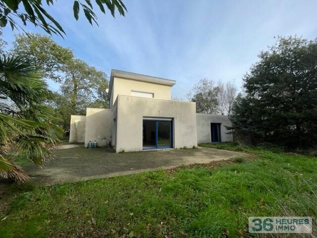 Maison en campagne de riec sur belon avec 7.302 m² de terrain