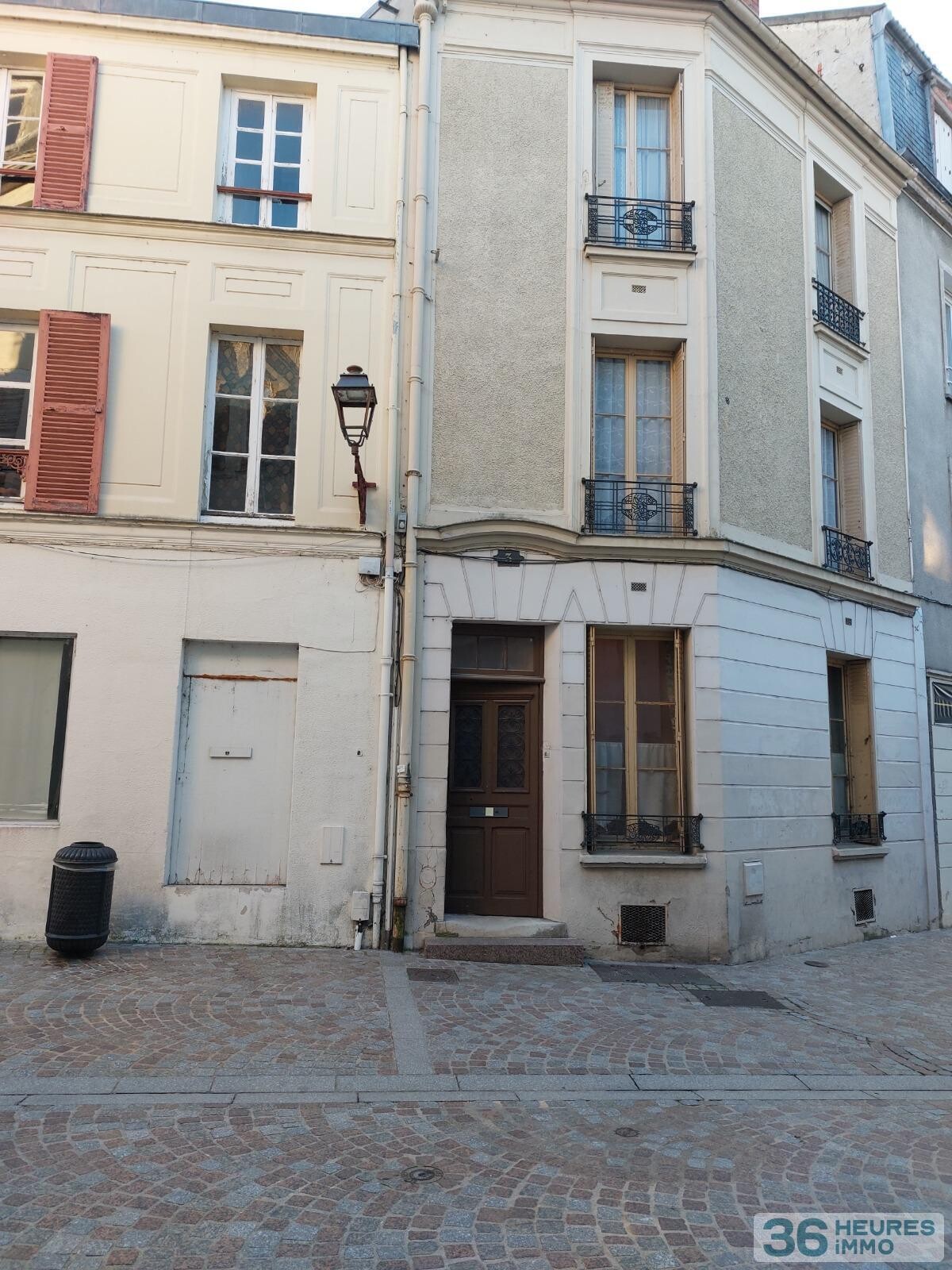 A vendre immeuble libre habitation + local commercial melun 77000