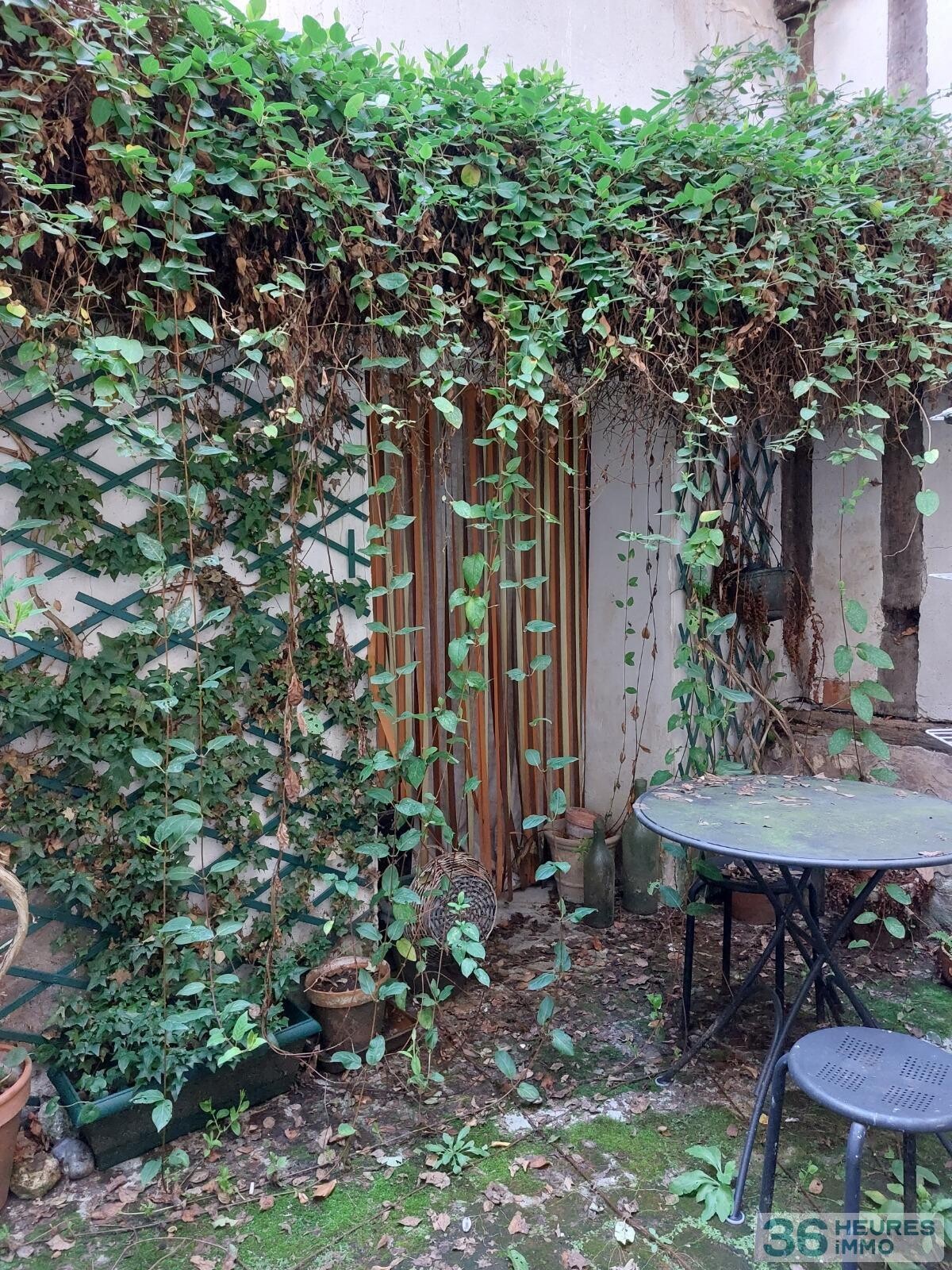 A vendre immeuble libre habitation + local commercial melun 77000