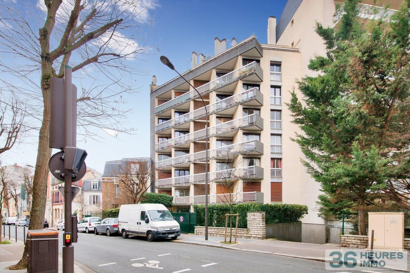 Vente aux enchères - appartement - 67,83m²