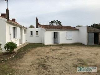 Soullans, proche centre, maison 3 ch, logements annexes et dépendances sur terrain de plus de 1800m² !