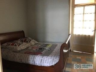 Soullans, proche centre, maison 3 ch, logements annexes et dépendances sur terrain de plus de 1800m² !