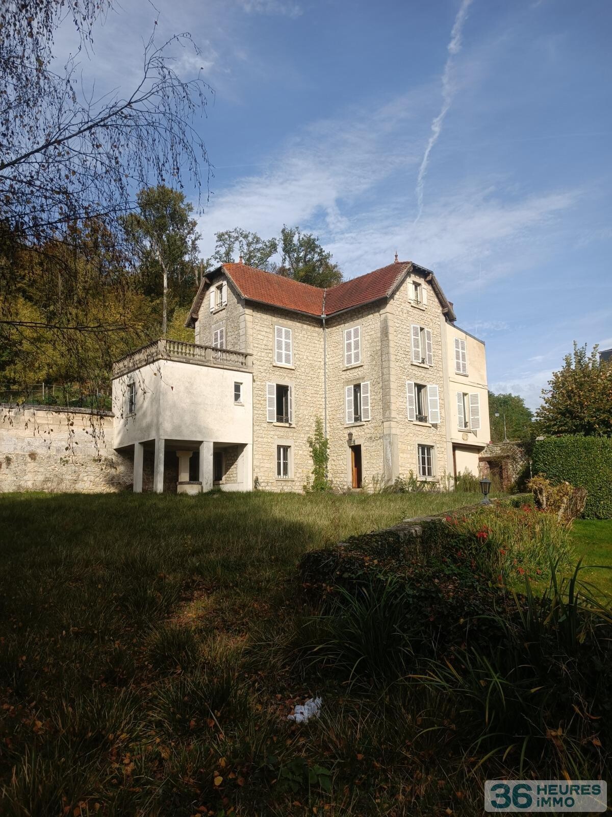Maison belle vue sur le château