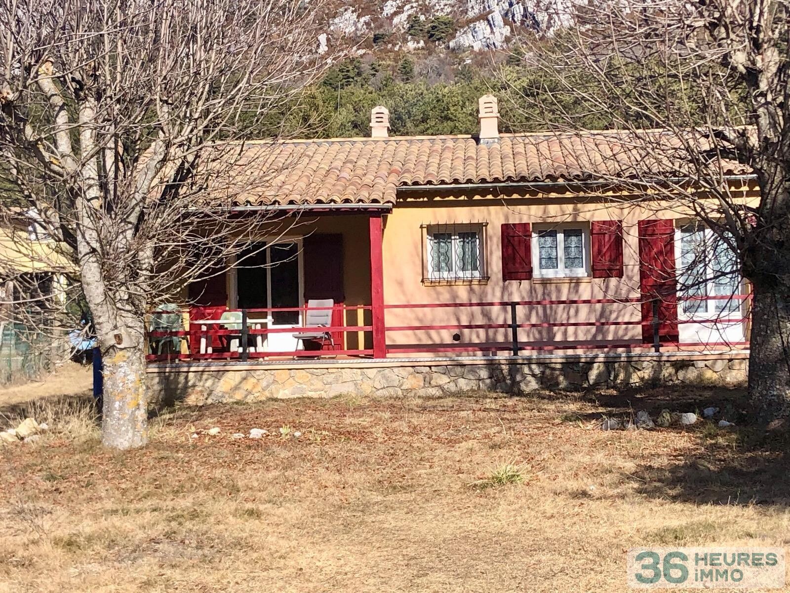 Maison de plain pied 4 pièces sur 1560 m2 de terrain 