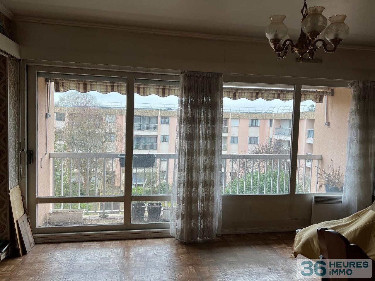 Appartement traversant, balcon