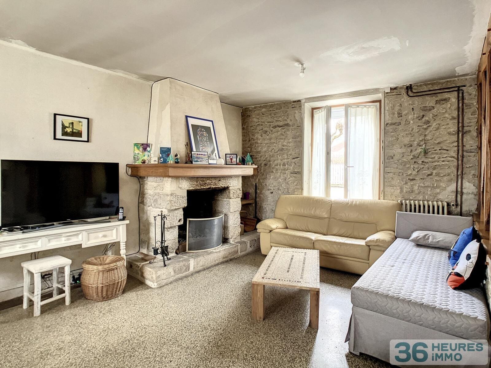 Charmante maison de ville avec grand jardin arboré à orléans