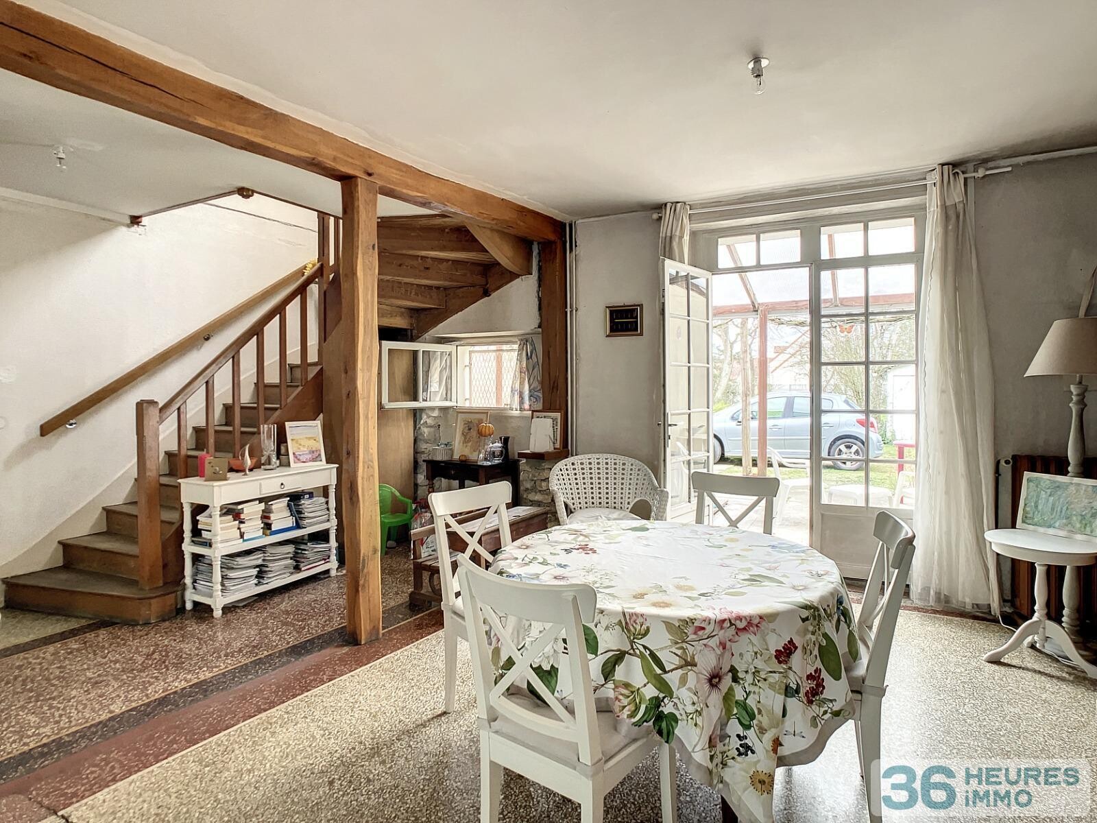 Charmante maison de ville avec grand jardin arboré à orléans