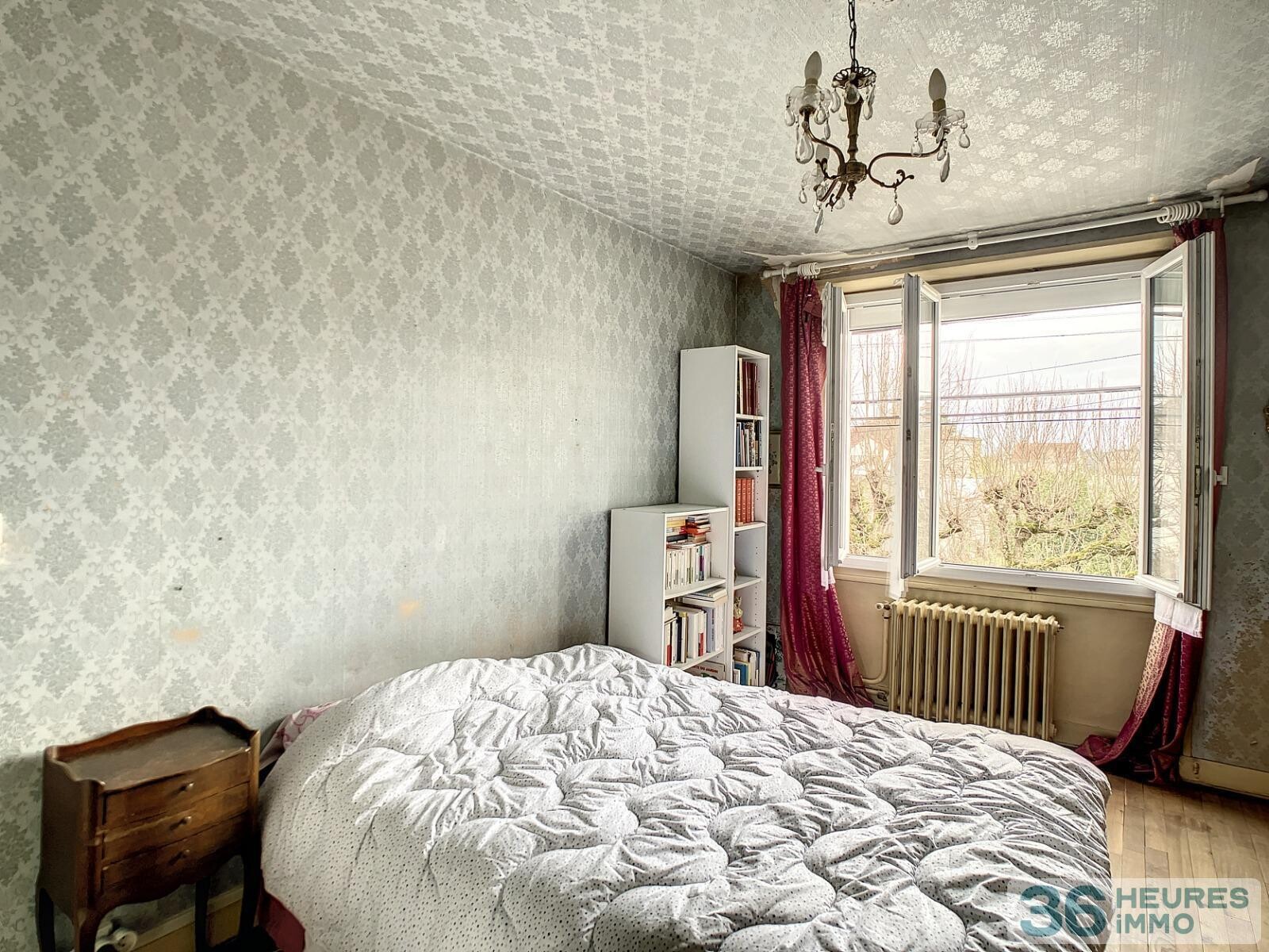 Charmante maison de ville avec grand jardin arboré à orléans