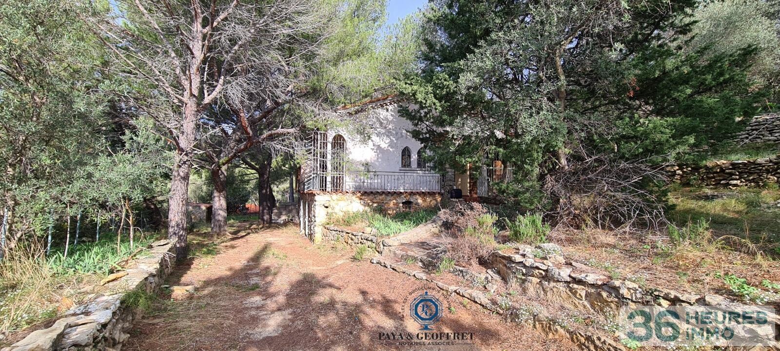 Villa à rénover de 106m² avec jardin LE REVEST