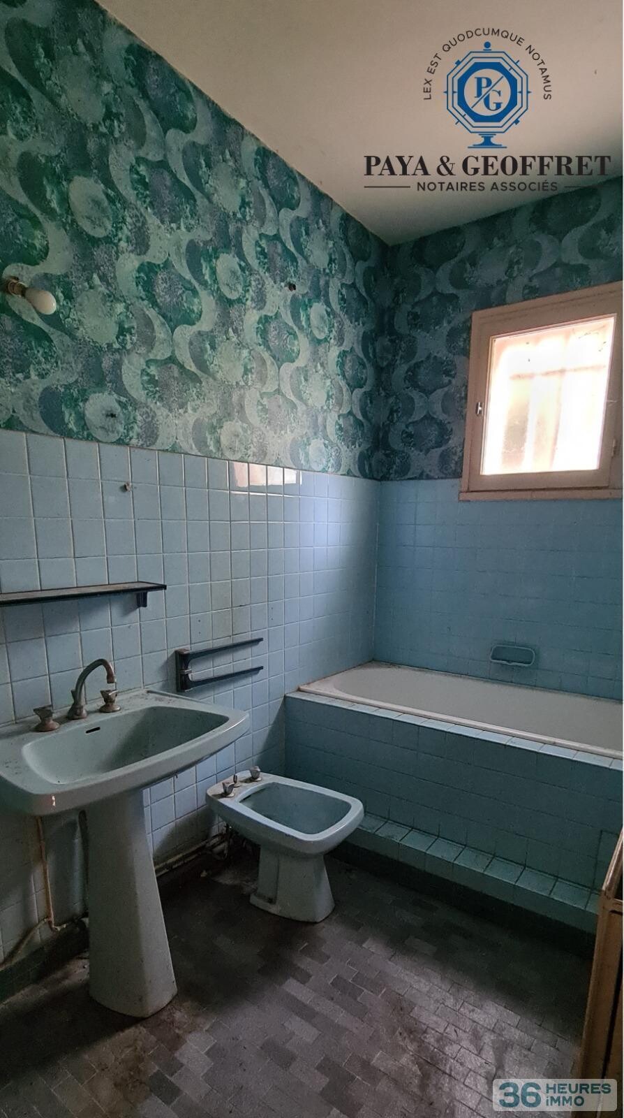 Villa à rénover de 106m² avec jardin LE REVEST